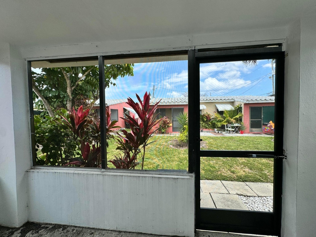 1734 Fletcher Street - Photo 11