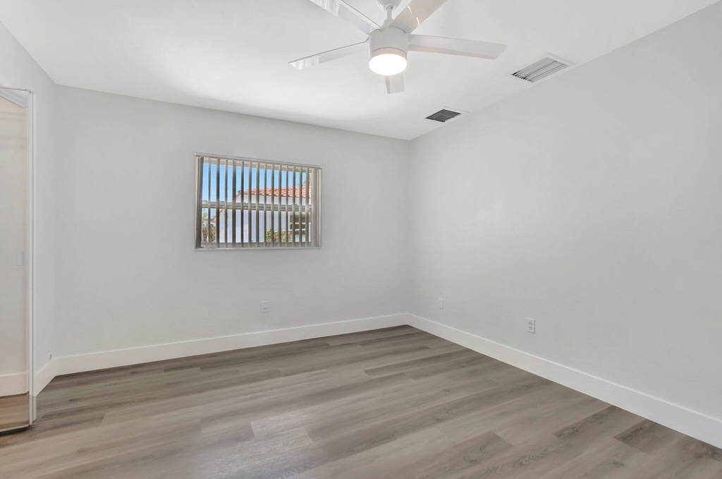 10920 Gable Street - Photo 21