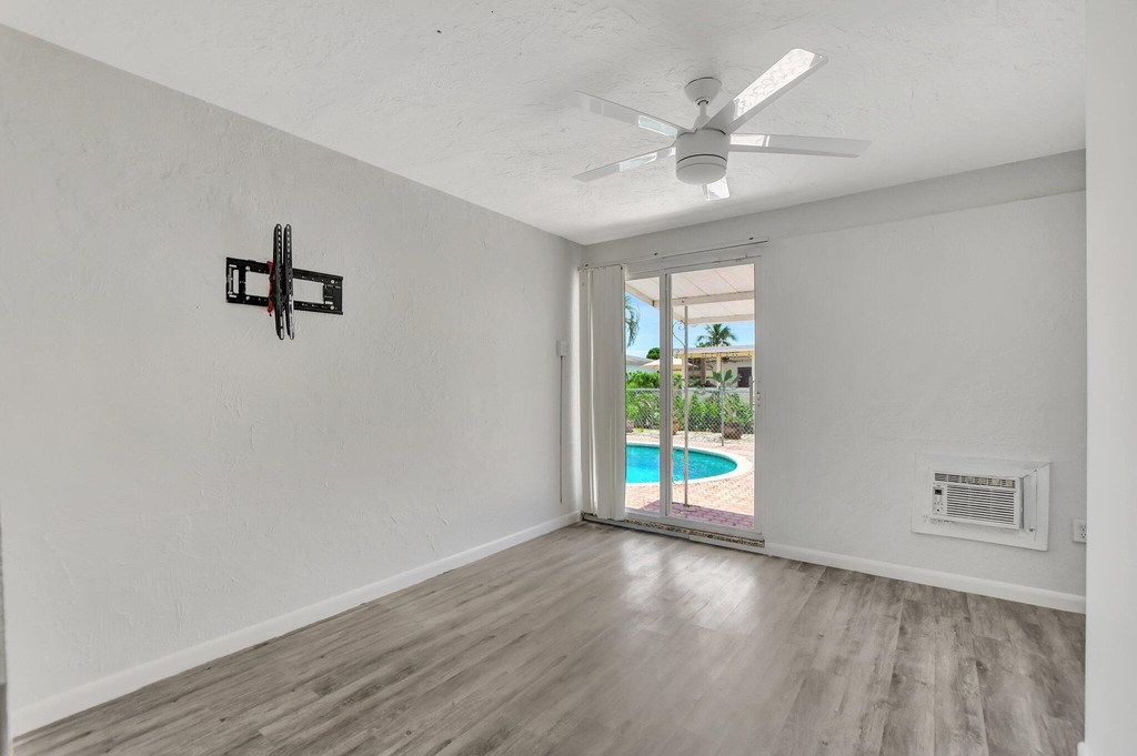 10920 Gable Street - Photo 12