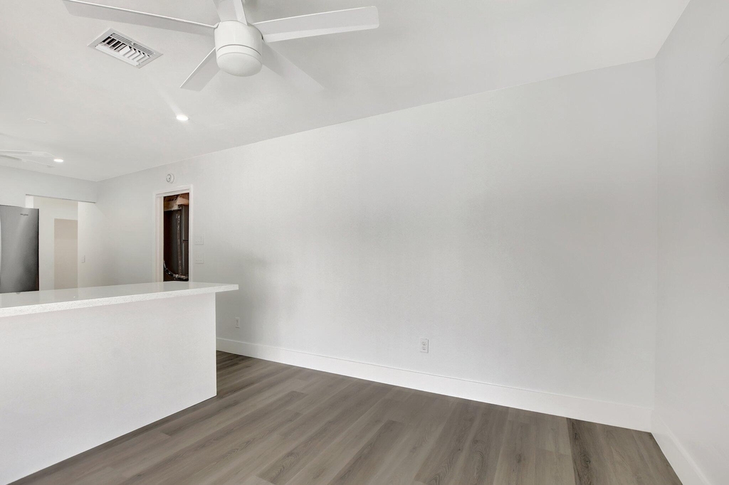 10920 Gable Street - Photo 14