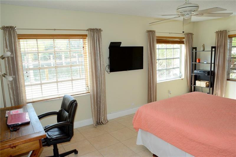 6499 Bay Club Drive - Photo 12