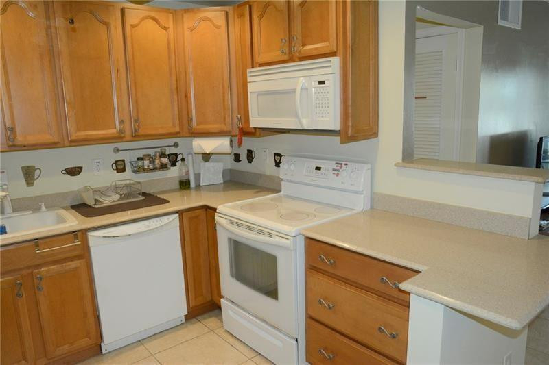 6499 Bay Club Drive - Photo 11