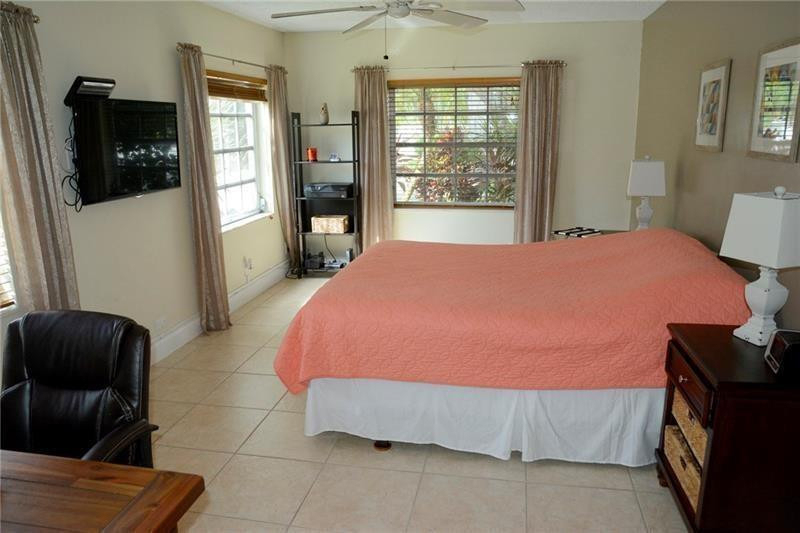 6499 Bay Club Drive - Photo 13