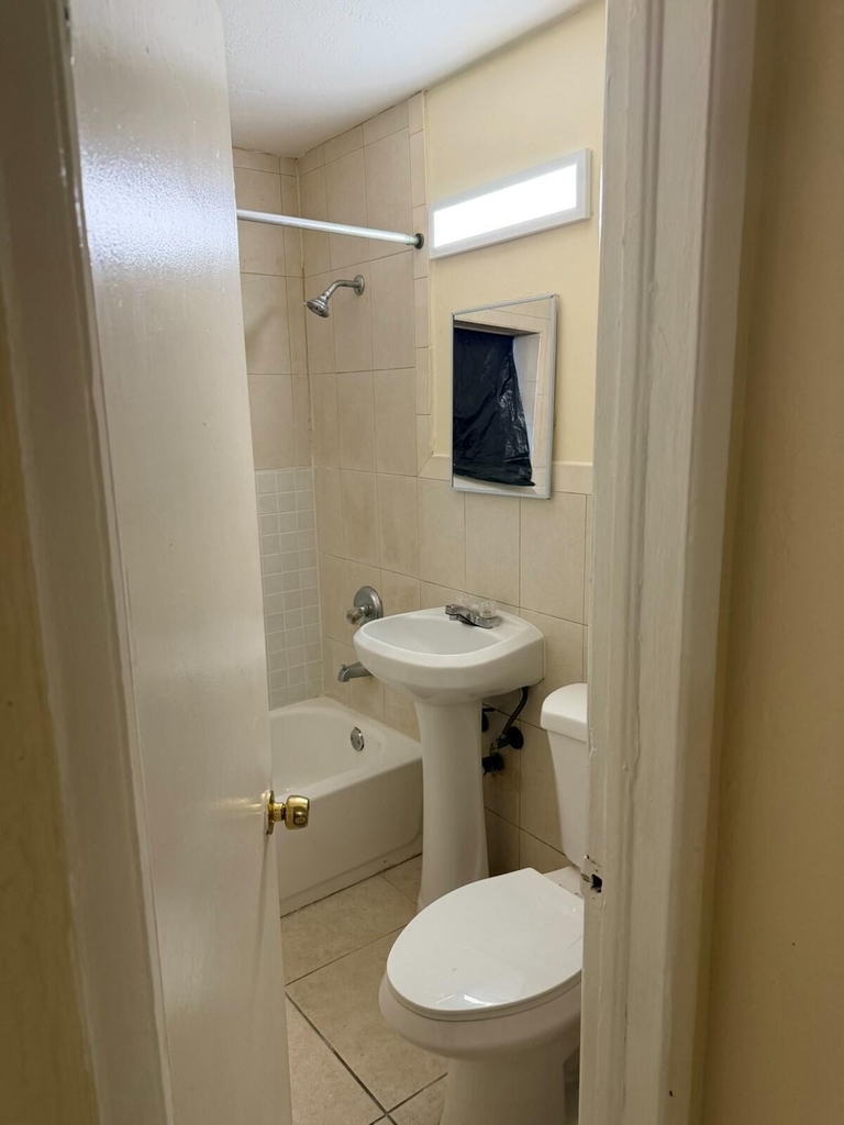 1135 Sharazad Boulevard - Photo 9