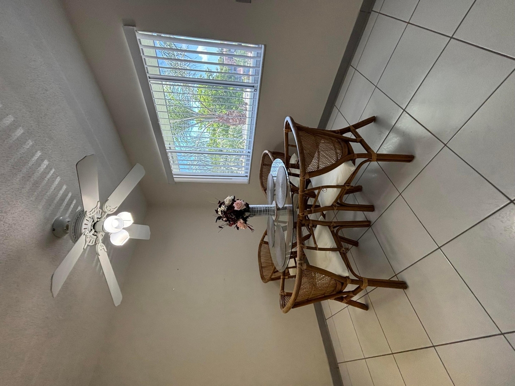 3000 Springdale Boulevard - Photo 1