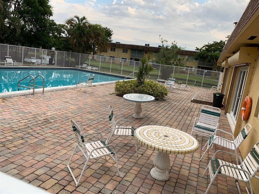 5170 Sw 40th Avenue - Photo 23