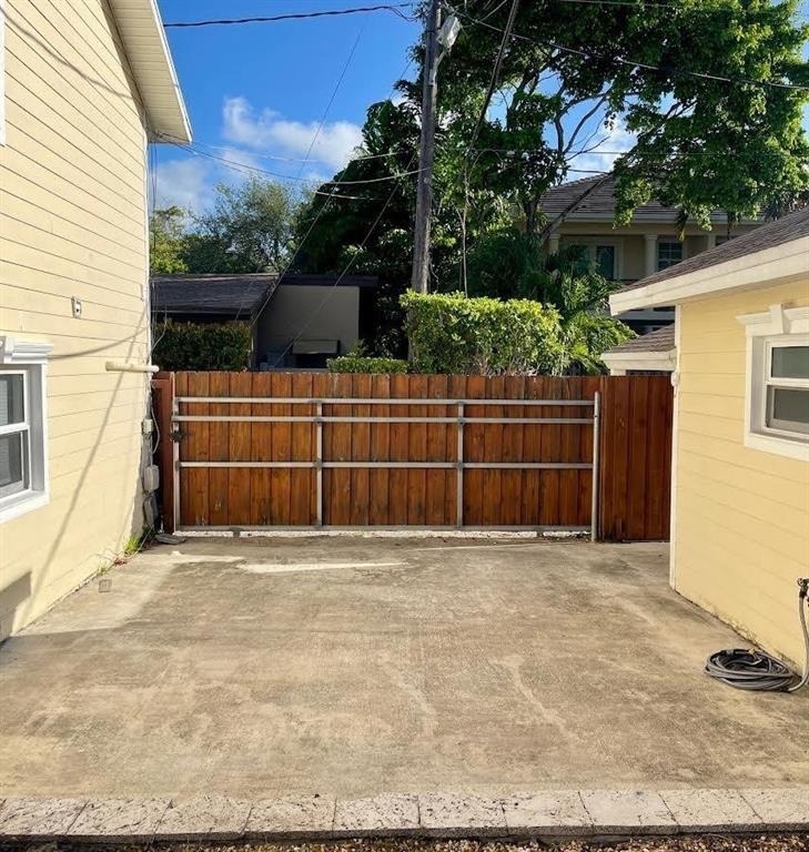 10 Ne 11th Avenue - Photo 8