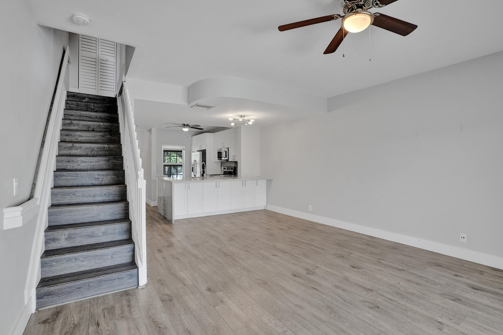 9913 Nw 57th Manor - Photo 13