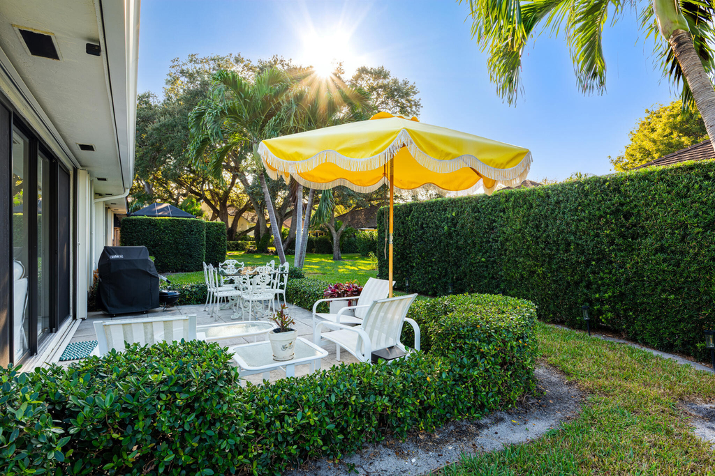 11340 Briarwood Place - Photo 10