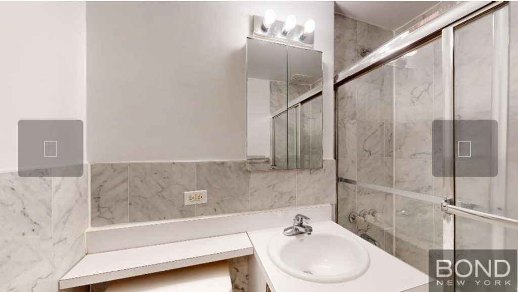 East 46th Street - Photo 1