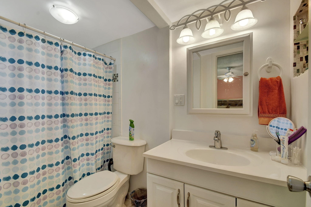 2121 Ne 1st Court - Photo 12