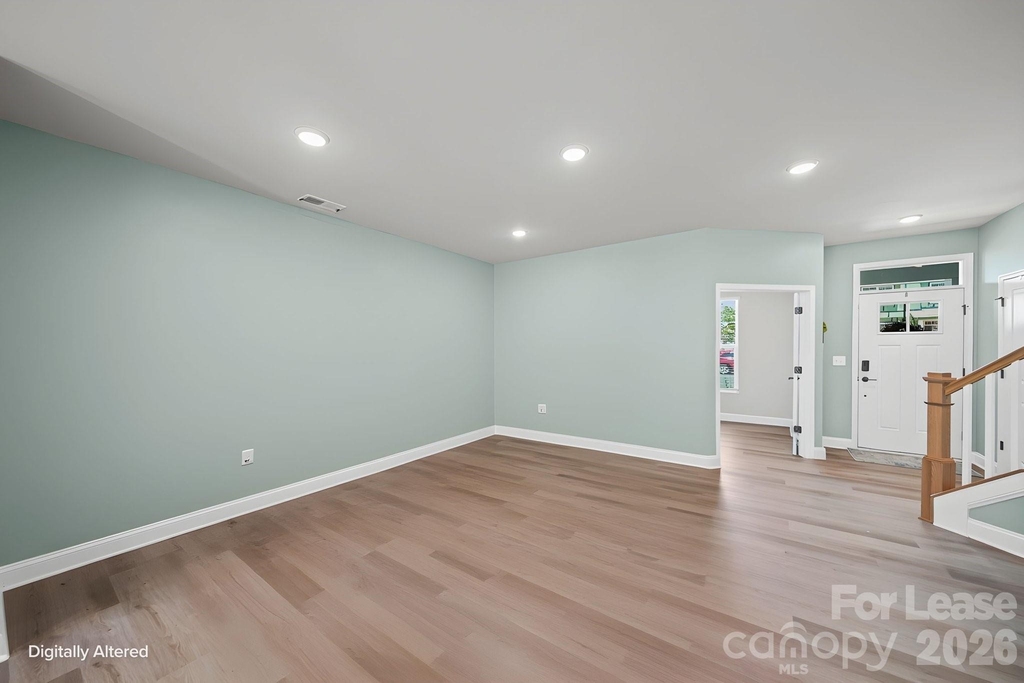 10037 Mamillion Drive - Photo 7