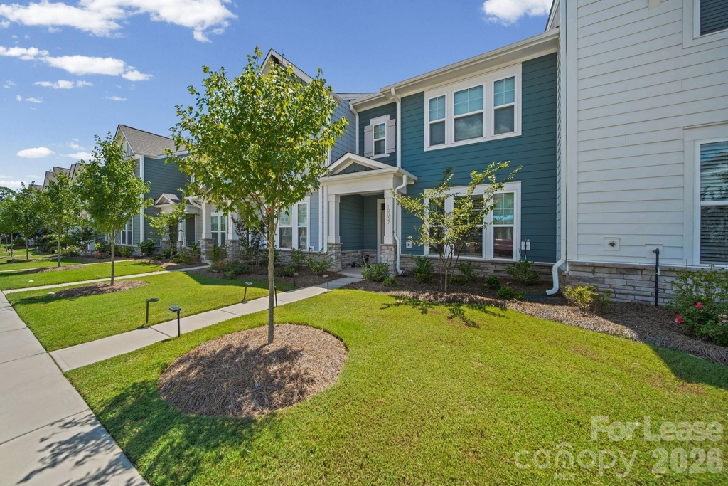 10037 Mamillion Drive - Photo 2