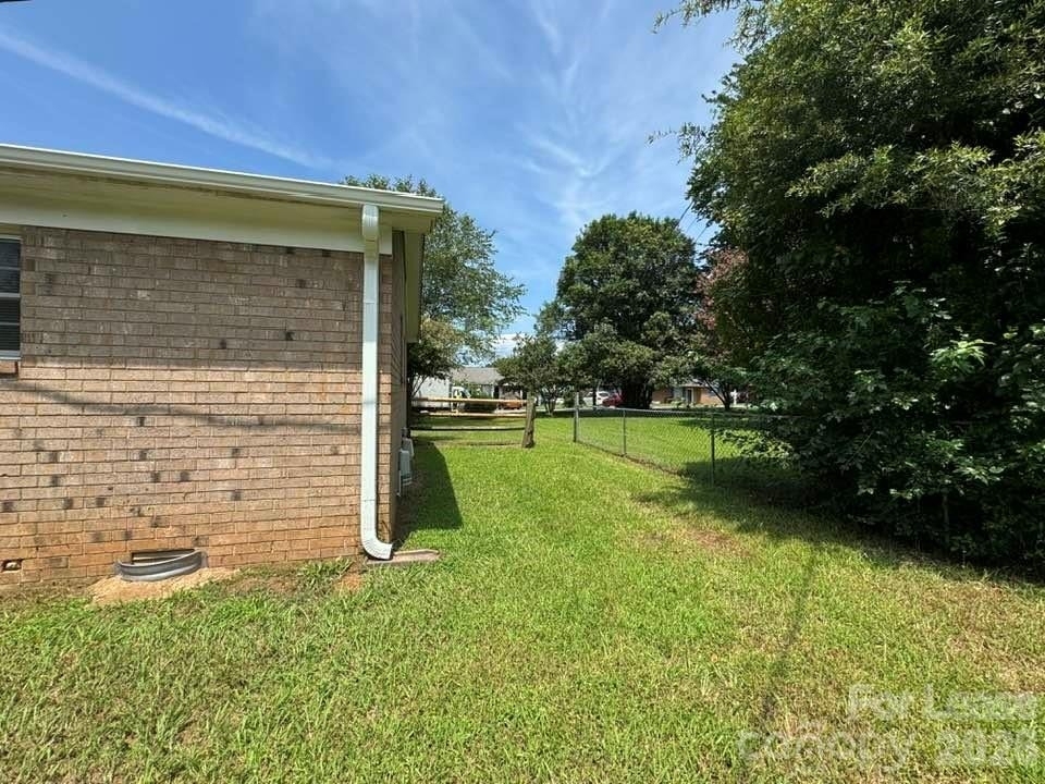 411 Ludwick Avenue - Photo 14