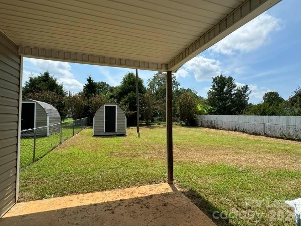 411 Ludwick Avenue - Photo 15