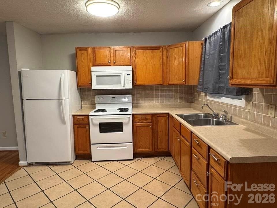 411 Ludwick Avenue - Photo 1