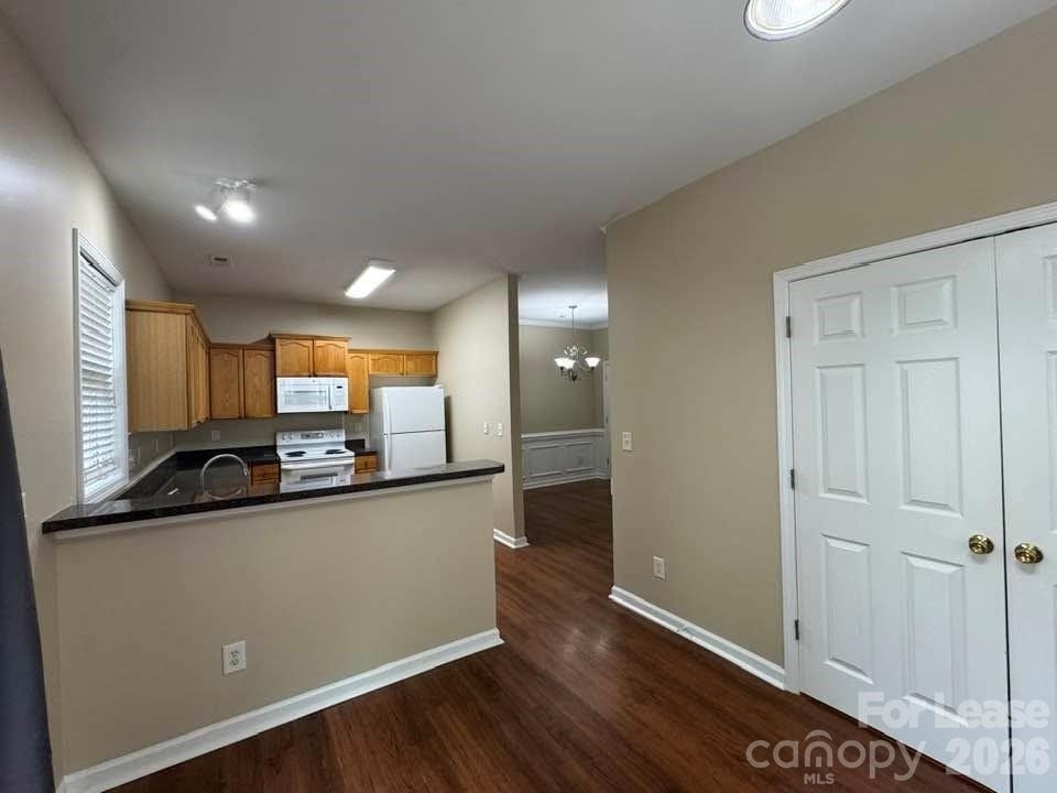 21404 Aftonshire Drive - Photo 3