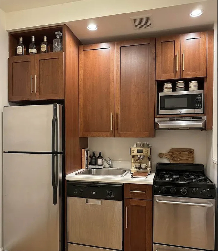Upper East York Avenue - Photo 1