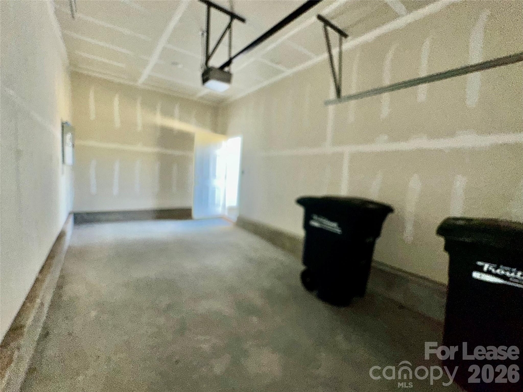 260 Mills Avenue - Photo 39