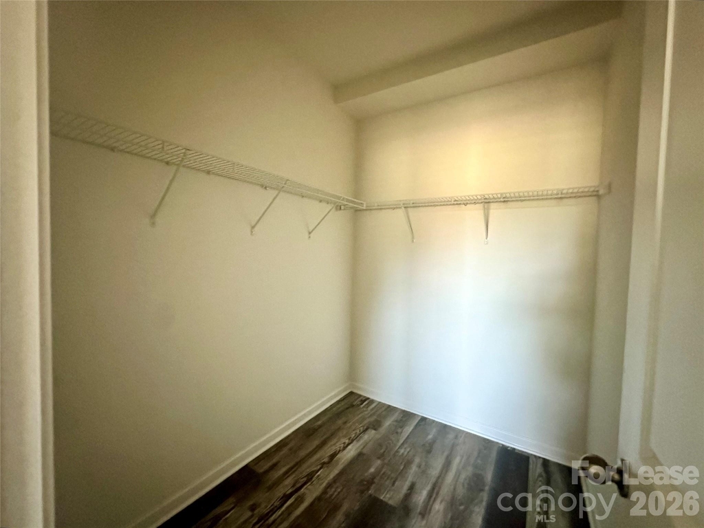260 Mills Avenue - Photo 18