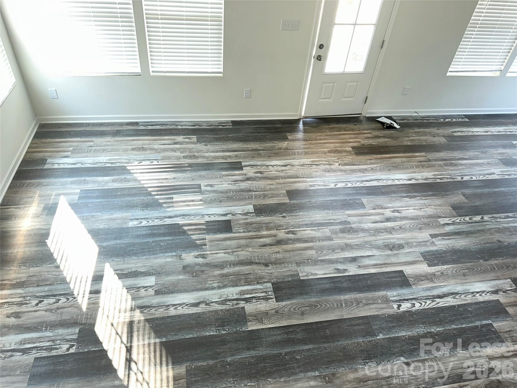 260 Mills Avenue - Photo 29