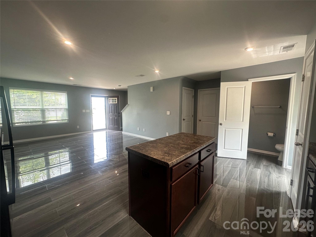 5014 Merwyn Avenue - Photo 13