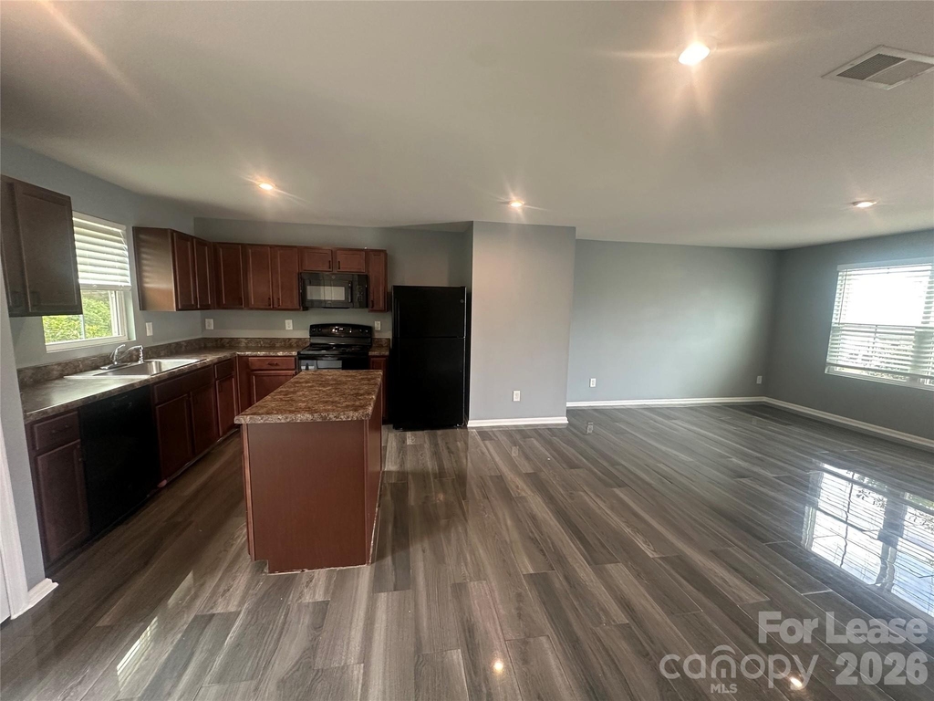 5014 Merwyn Avenue - Photo 14
