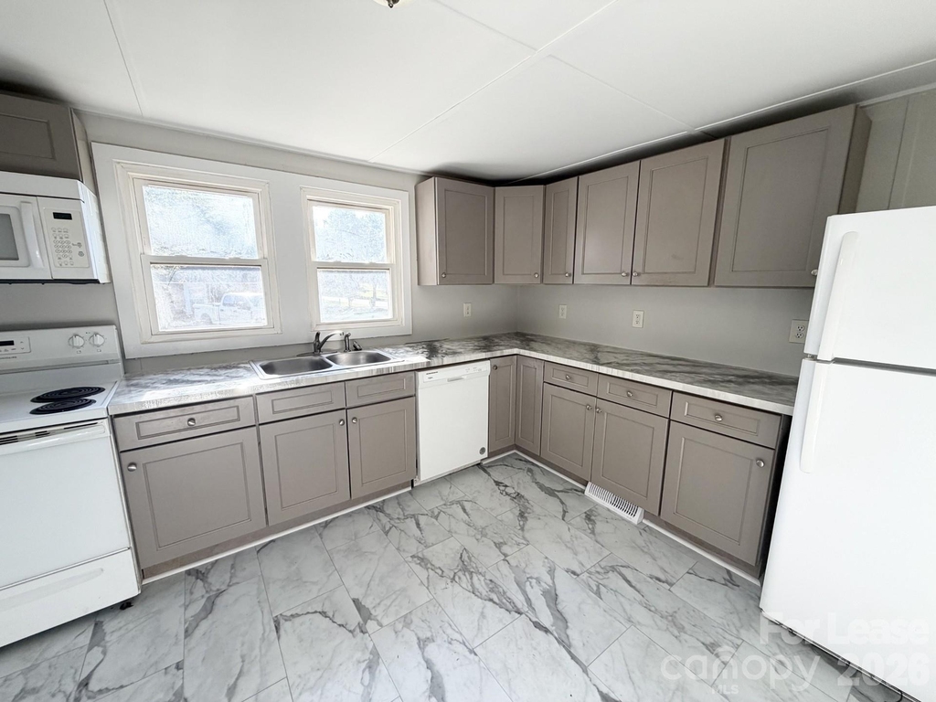 1750 Patterson Street - Photo 3