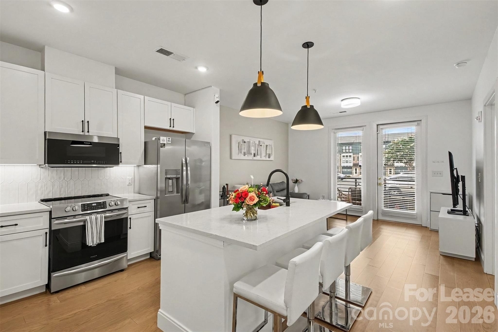 3000 South Boulevard - Photo 6