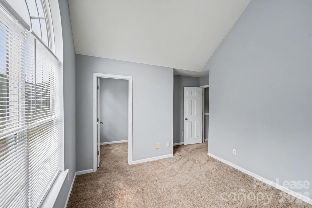 10521 Barvas Street - Photo 15
