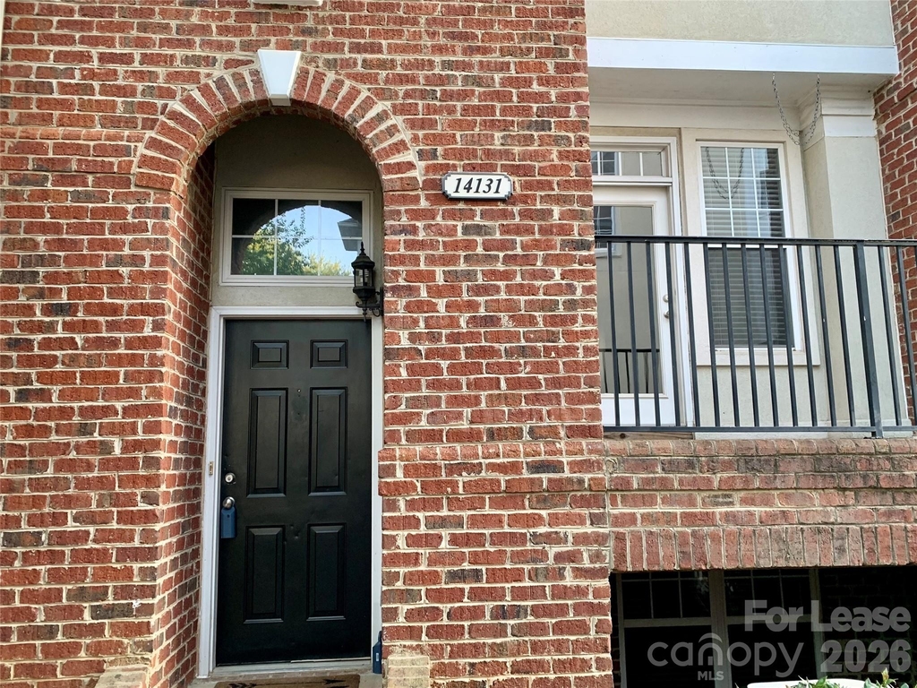 14131 Richmond Park Avenue - Photo 1