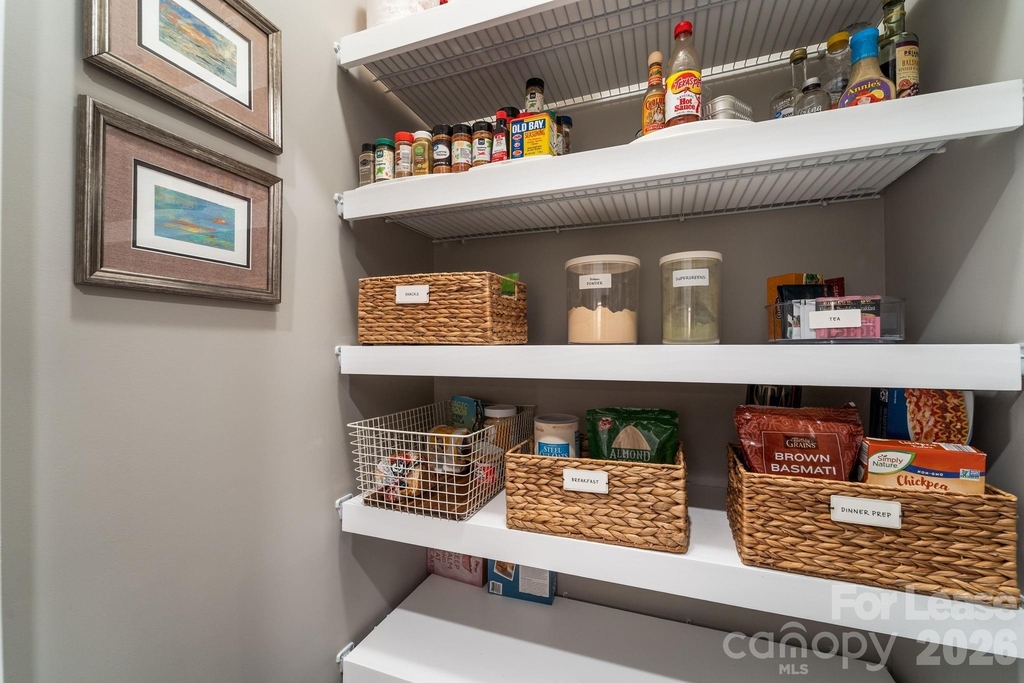 157 Montgomery Place - Photo 9