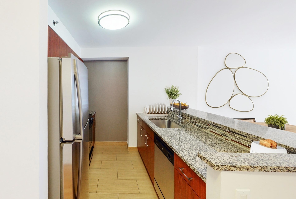 120 W. 21st - Photo 18