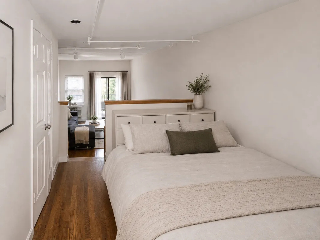 322 West 14th Street - Photo 4