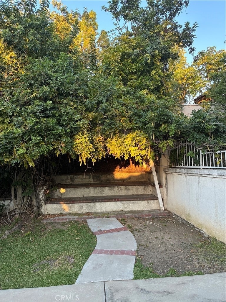 674 Radbury - Photo 12