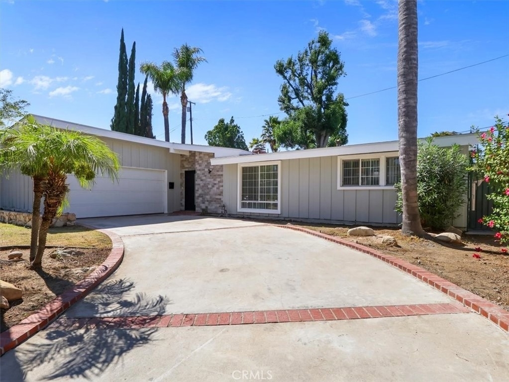 23119 Gainford Street - Photo 39