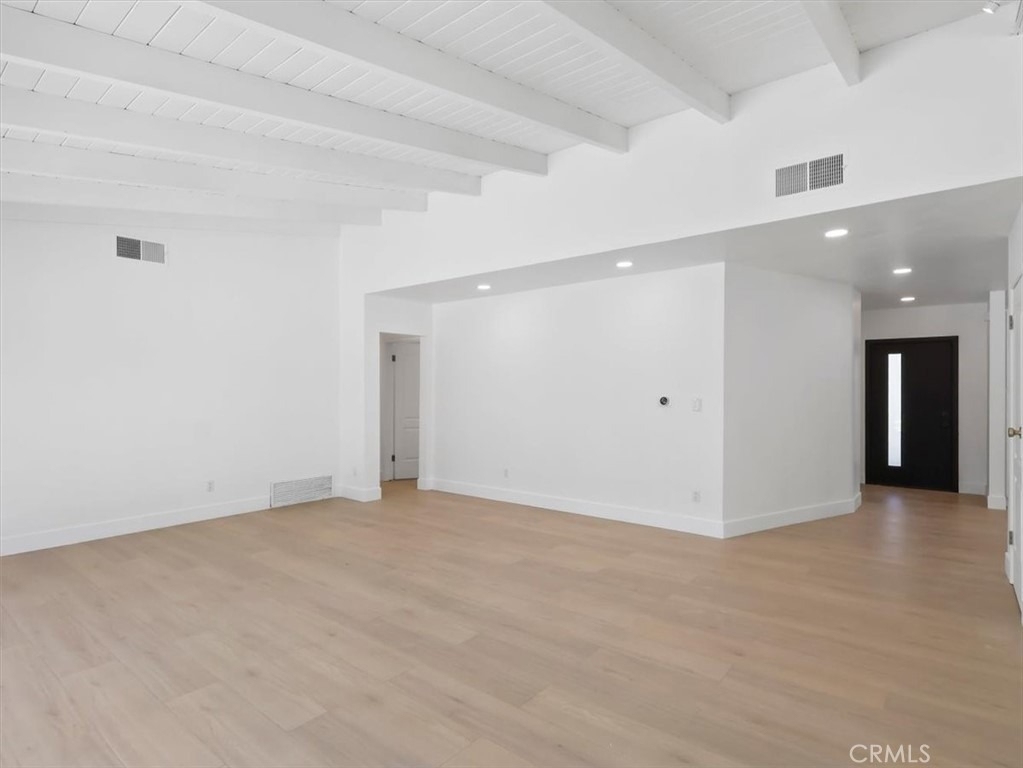 23119 Gainford Street - Photo 6