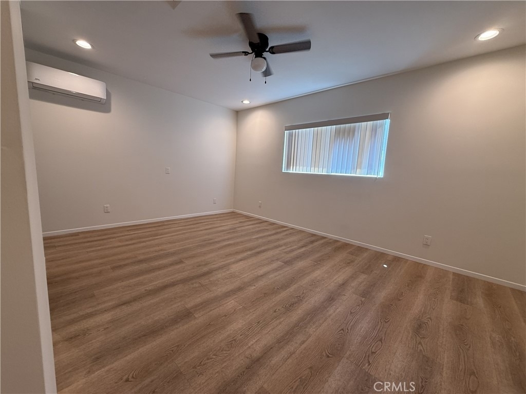 7320 Lindley - Photo 5