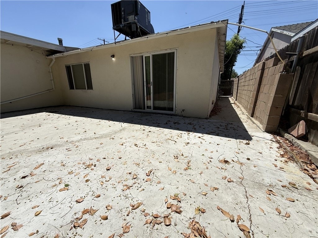 7322 Lindley - Photo 18