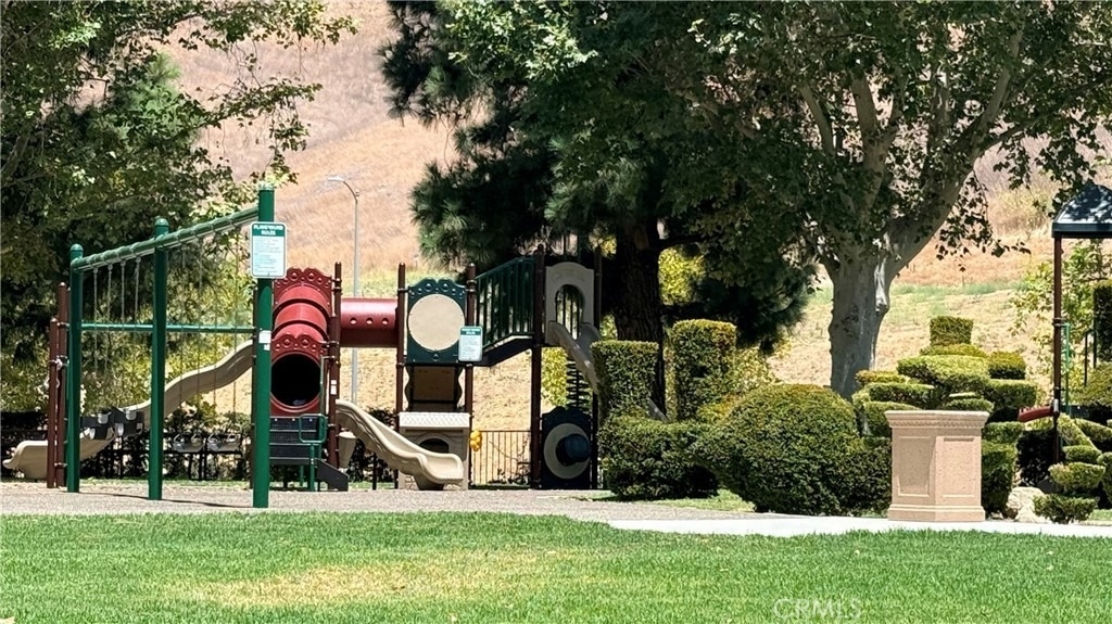 12022 Falcon Crest - Photo 6