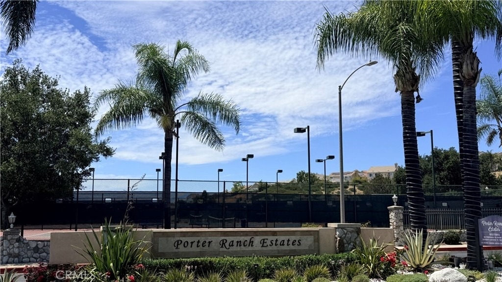 12022 Falcon Crest - Photo 1