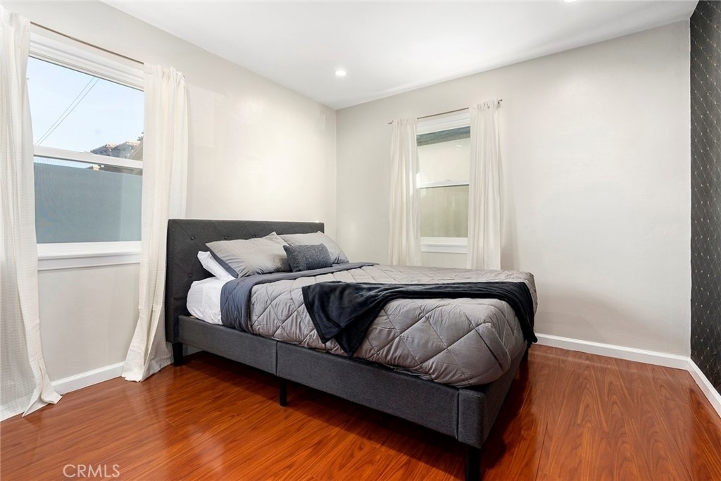18228 Regina Avenue - Photo 18