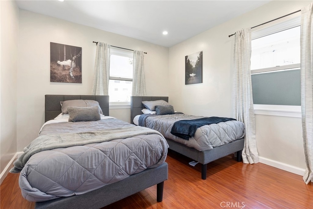 18228 Regina Avenue - Photo 26