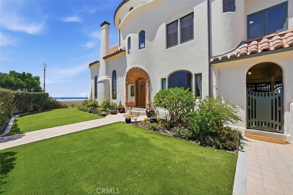 1602 The Strand (entire Property) - Photo 6