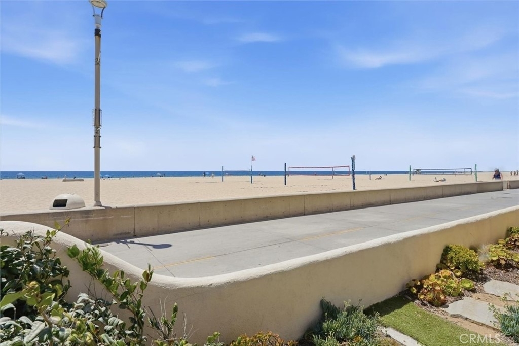 1602 The Strand (entire Property) - Photo 5