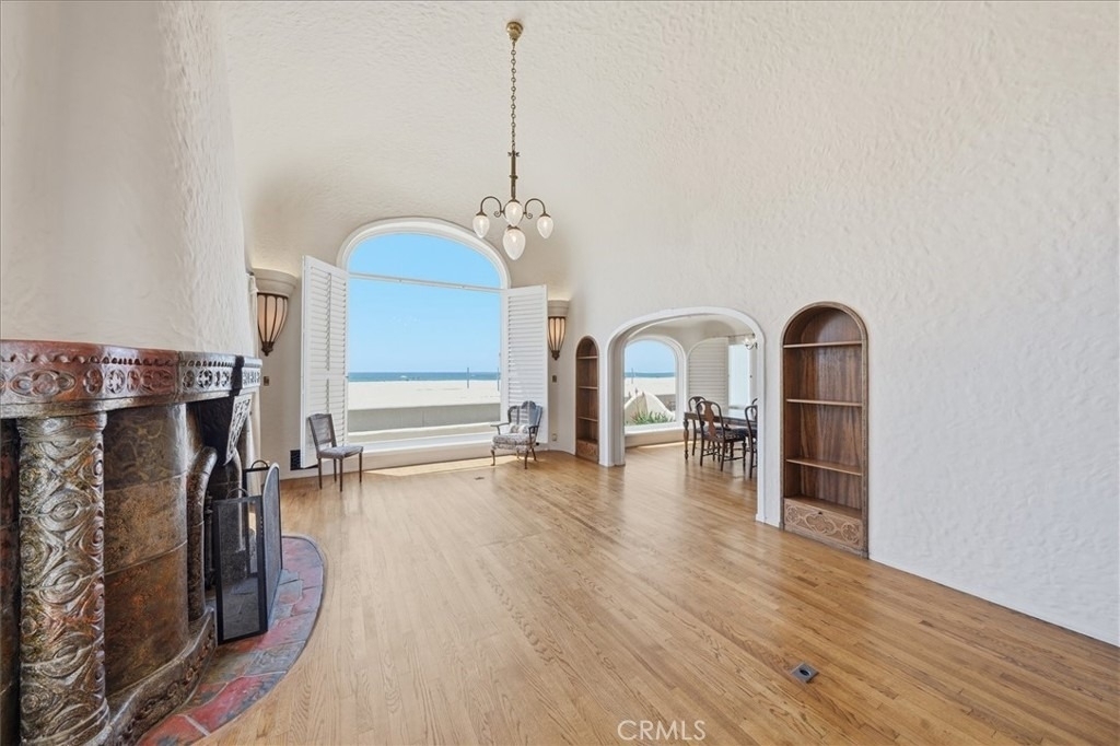 1602 The Strand (entire Property) - Photo 7
