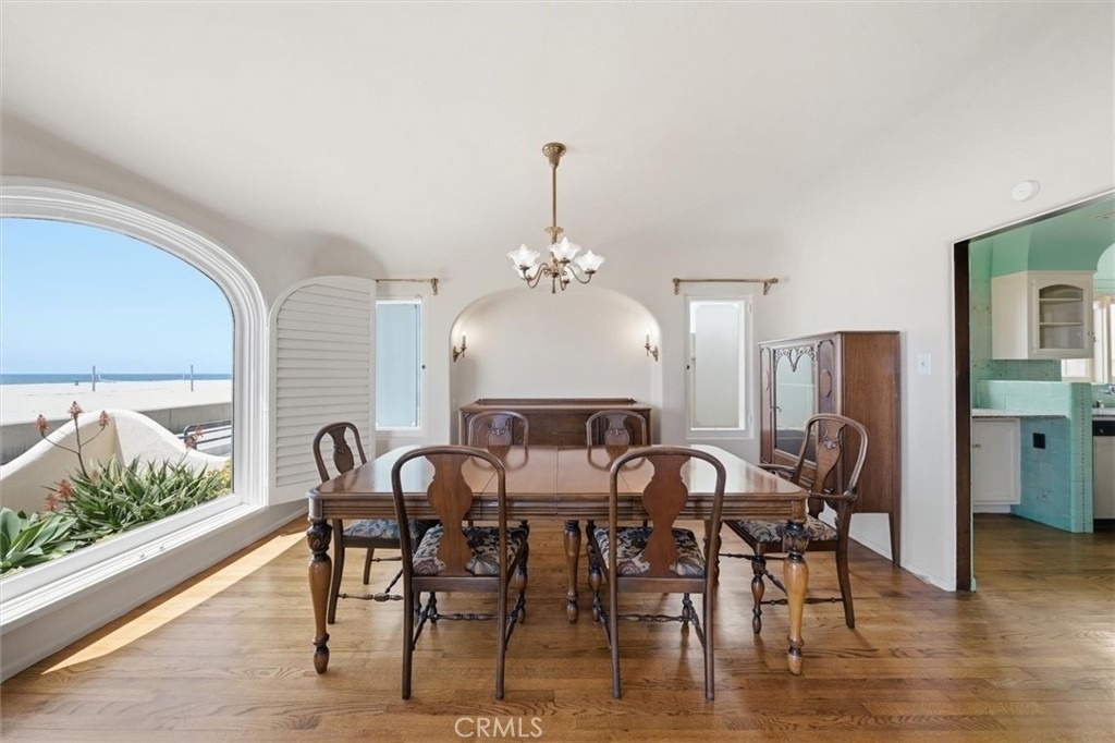 1602 The Strand (entire Property) - Photo 8