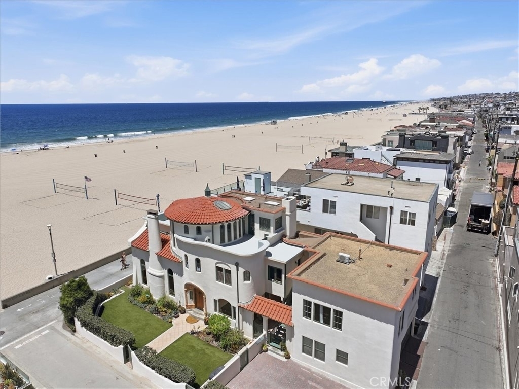 1602 The Strand (entire Property) - Photo 0