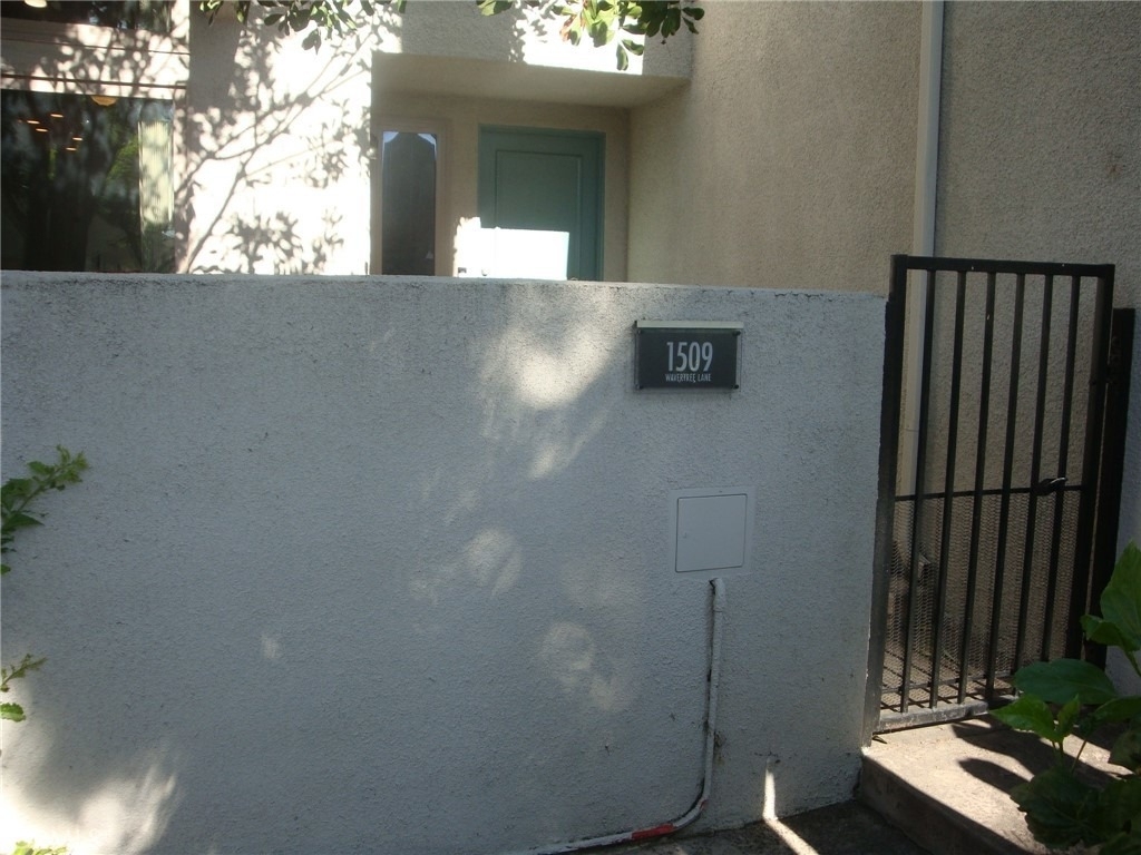 1509 Wavertree - Photo 0