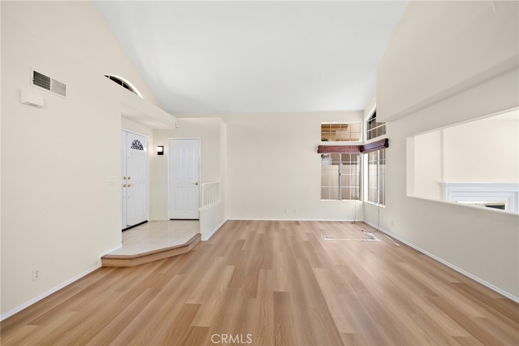 2163 Sun Ridge Drive - Photo 4